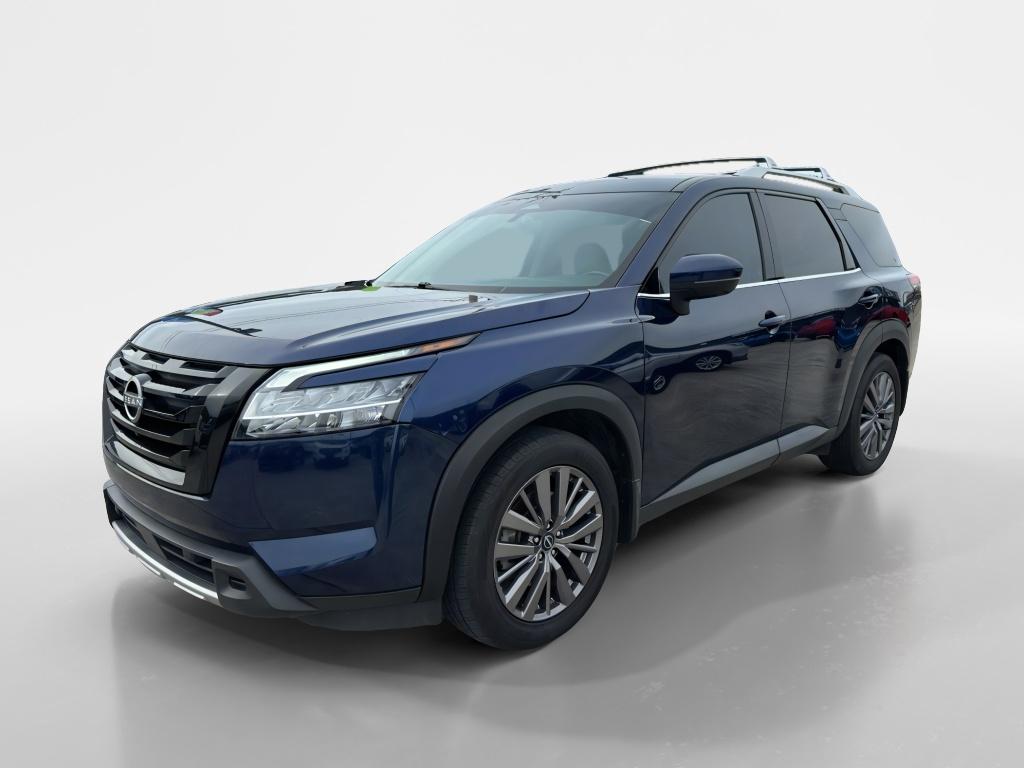 2023 Nissan Pathfinder SL 4WD's photo