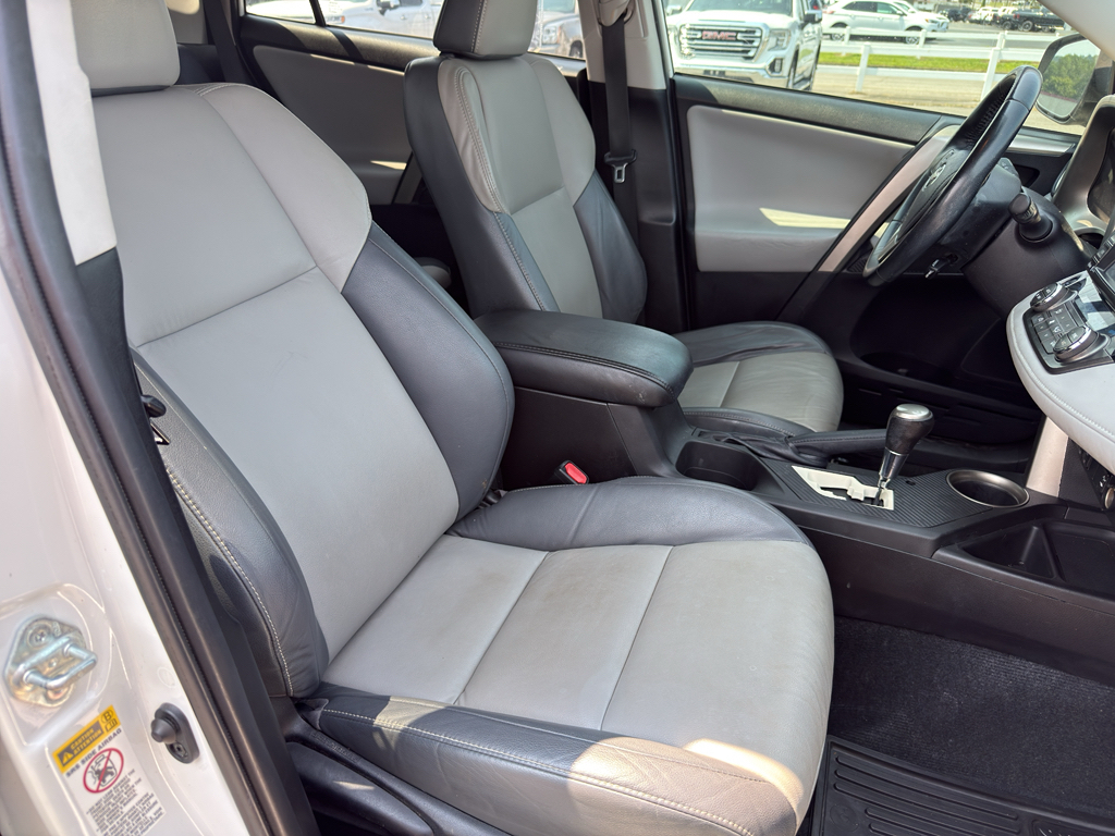 2014 Toyota RAV4 Limited - Photo 13