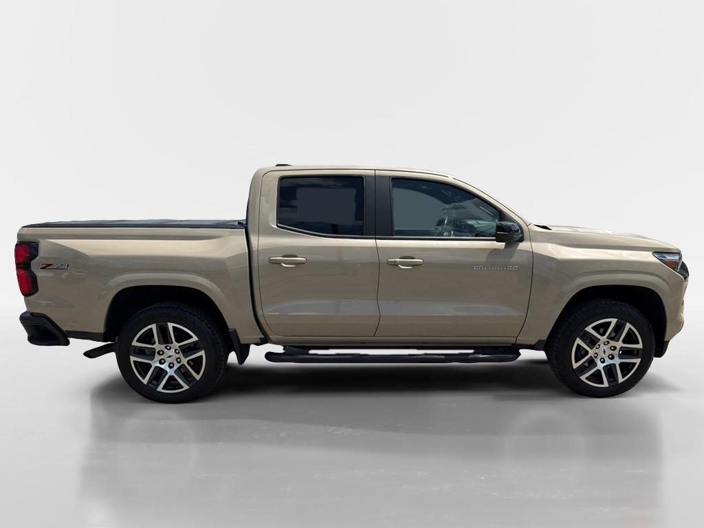 2024 Chevrolet Colorado Z71 - Photo 6